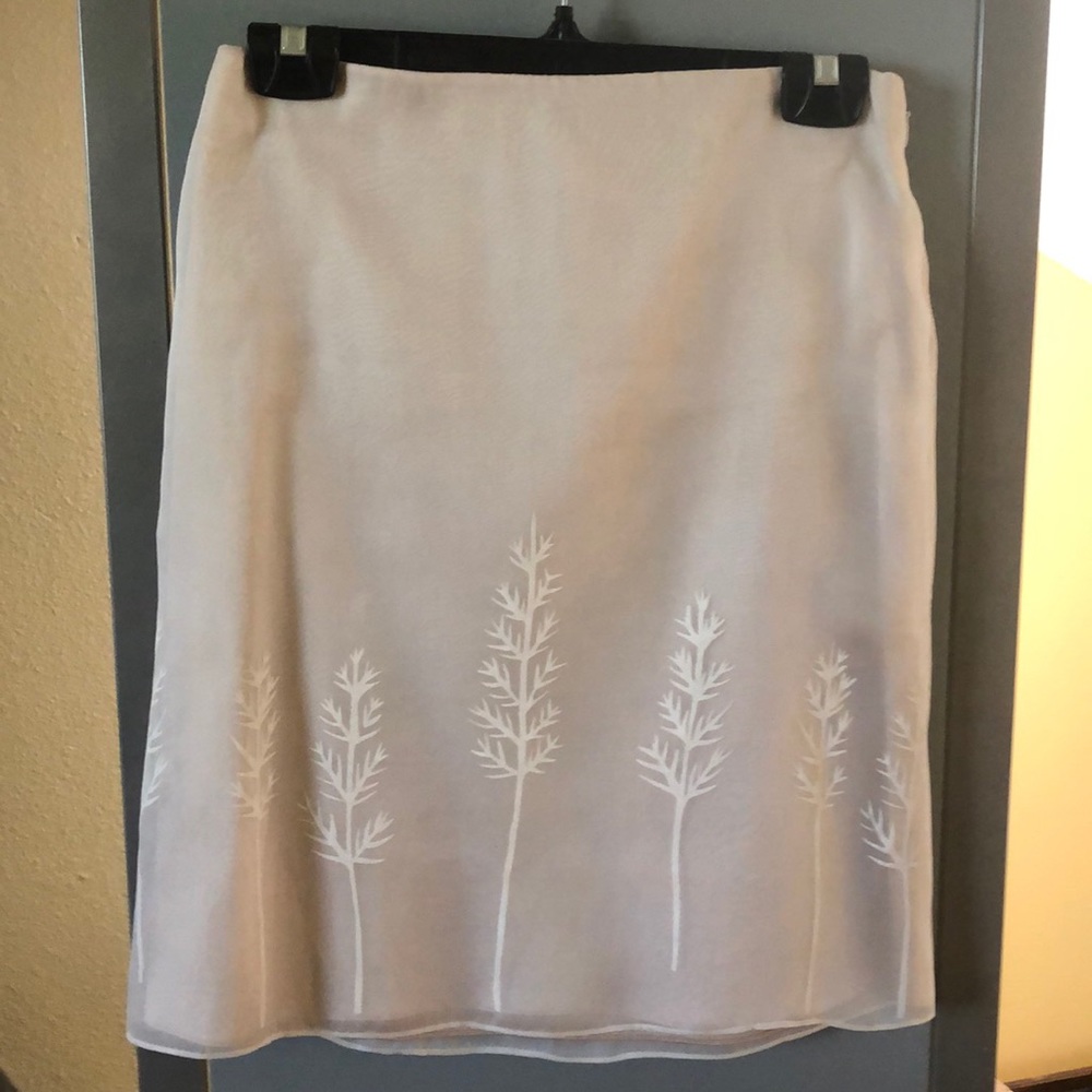 Like new Tahari skirt